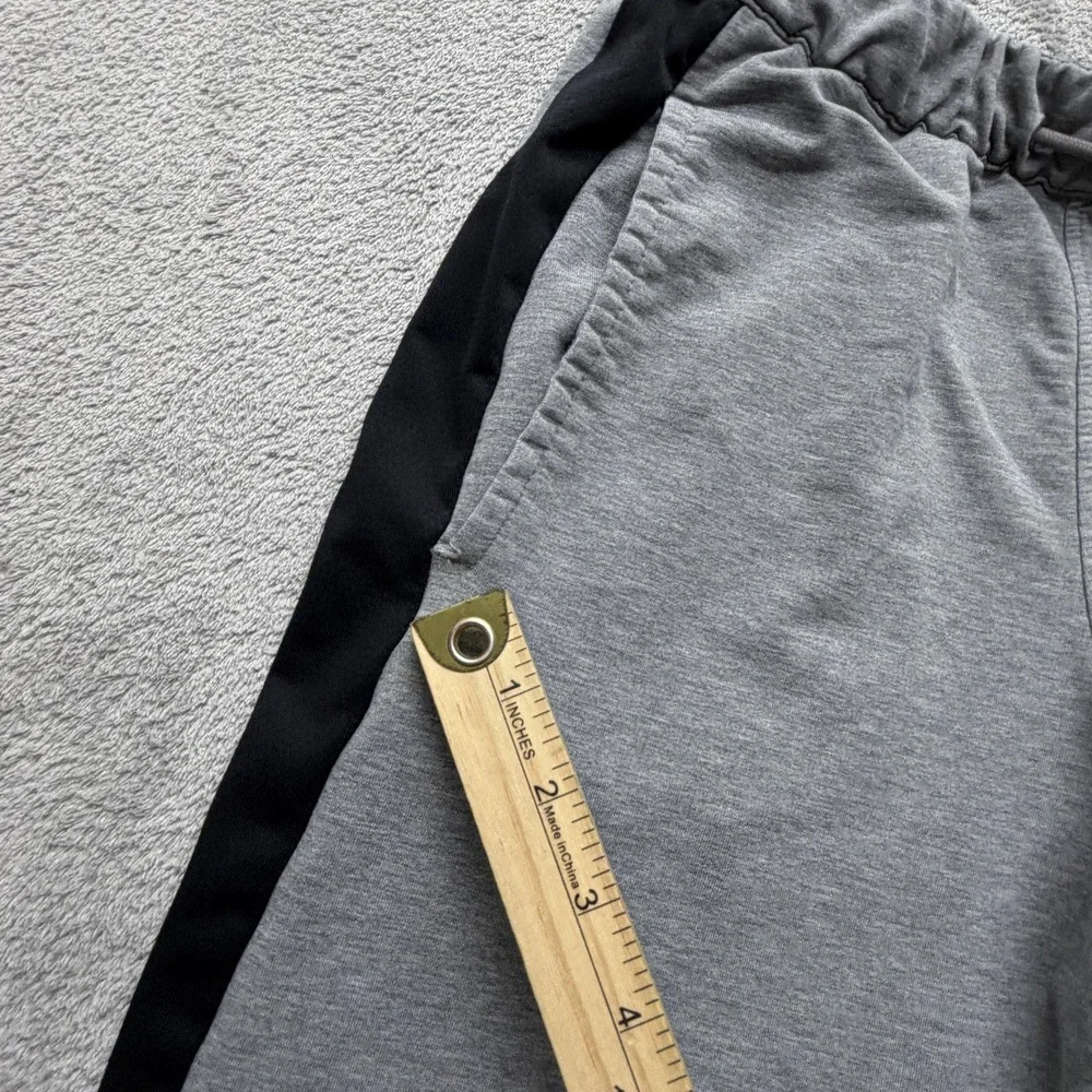 Puma Athletic Shorts Mens Small Gray Black Drawstring Pockets Performance Gym‎